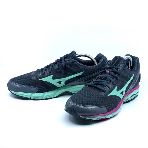Mizuno Wave Rider 17 - Picture 1 of 8